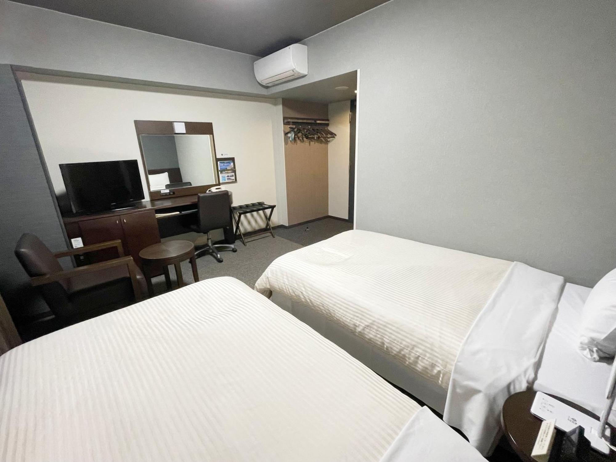 Hotel Route-Inn Dai-Ni Ашикага Екстериор снимка