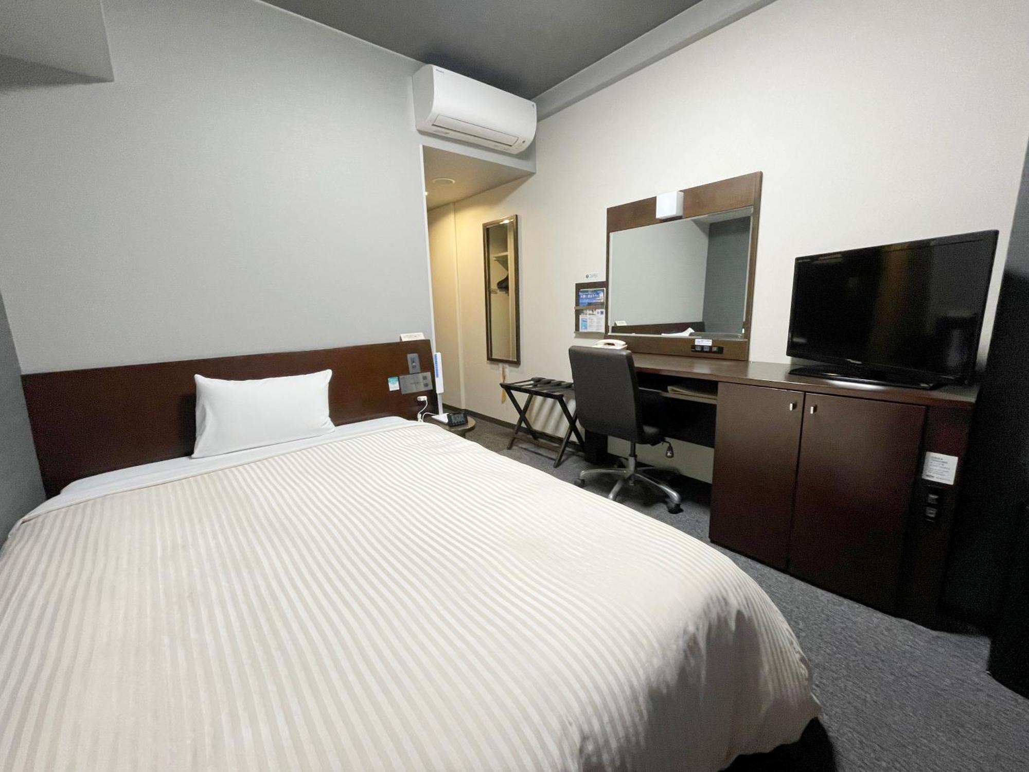 Hotel Route-Inn Dai-Ni Ашикага Екстериор снимка