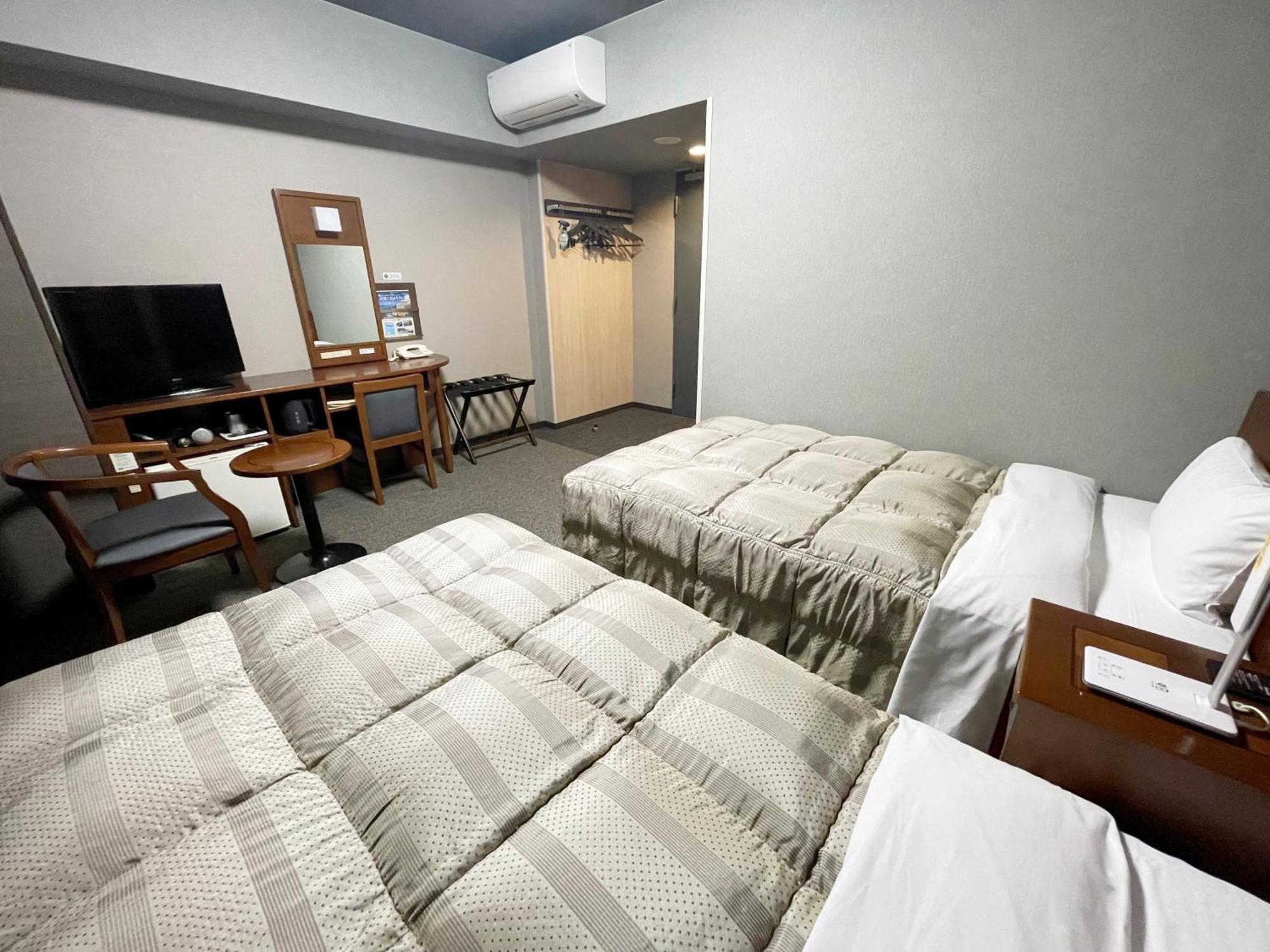 Hotel Route-Inn Dai-Ni Ашикага Екстериор снимка